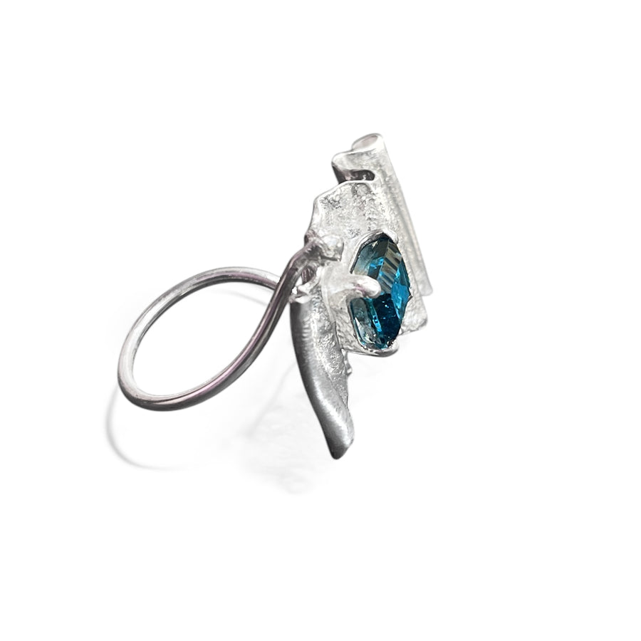 Sterling Silver Maru Ribbon London Blue Topaz Ring