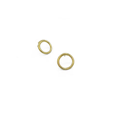 Life in Circle Iso Stud Earrings
