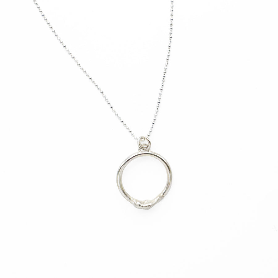 Life in Circle Necklace